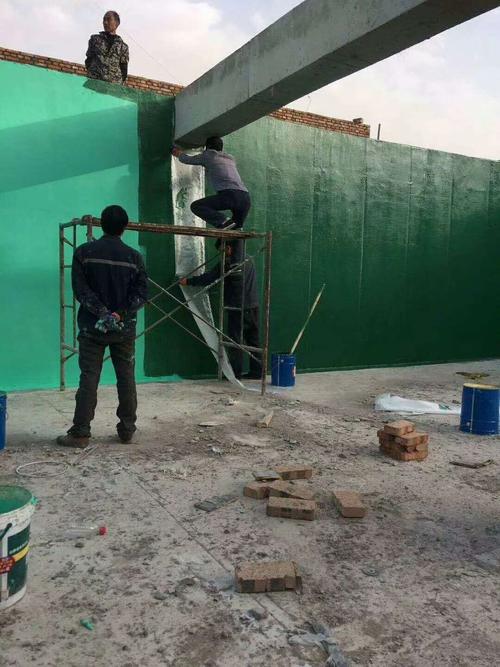 仁布针对老旧车间地面普遍存在的起砂、裂缝问题